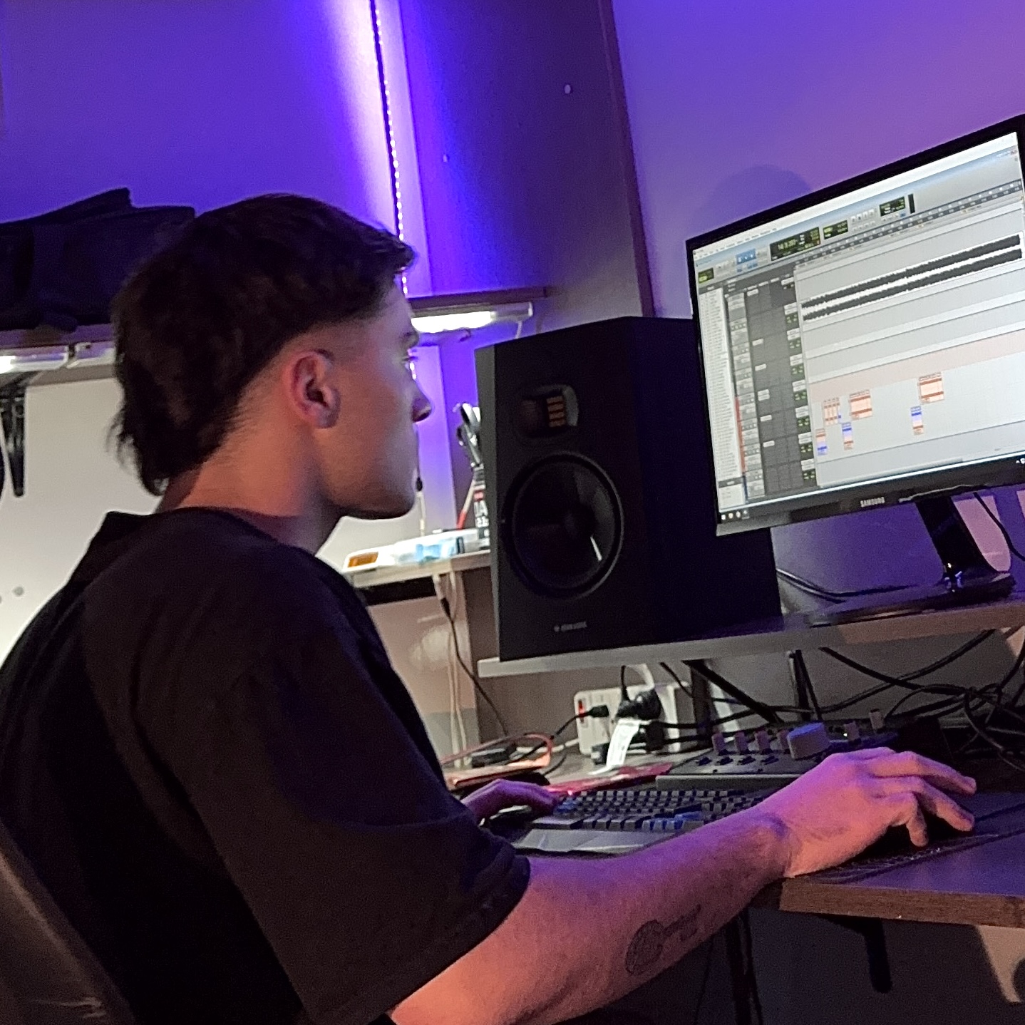 Productor de Punto Sonar